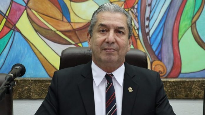 AE079420-3DB1-4B04-BA99-E11726351AF2-737x415