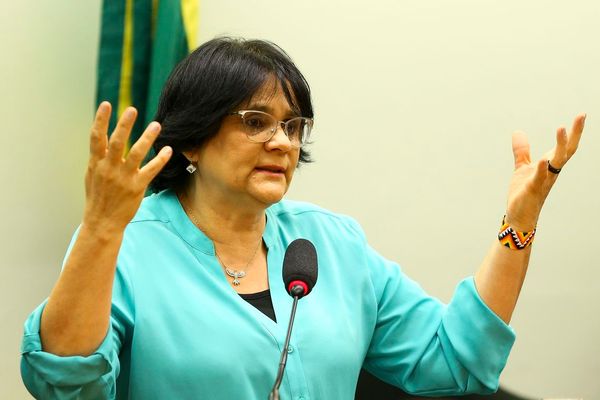damares-alves-ministra-da-mulher-familia-e-direitos-humanos-83845-article-1