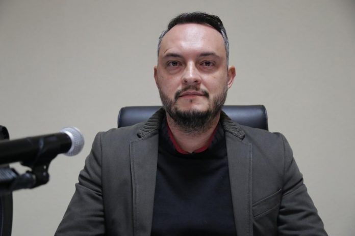 f7dbd7a8b471d3953b9666c15aa775c3