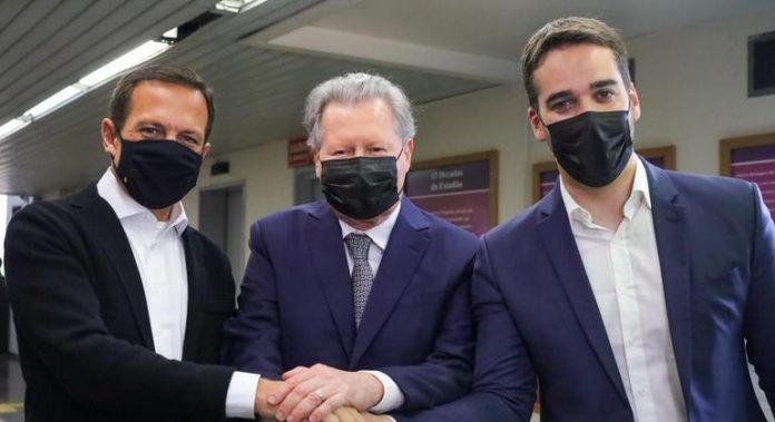 joao-doria-arthur-virgilio-e-eduardo-leite-12112021125638051