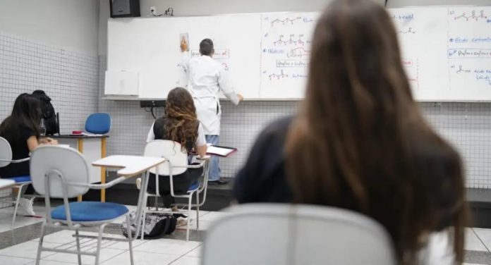 2df16b85e8ed3a3894b297e4d6660632