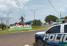 Viatura da PM de Antônio Joao