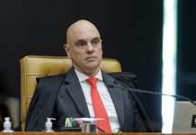 Moraes autoriza visita de netas e nora a Bolsonaro neste sábado